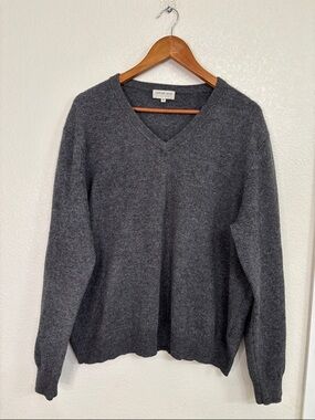 Lorenzo Uomo Charcoal Grey 100% Cashmere V-Neck Sweater Size L Quiet Luxury